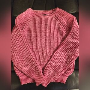 Forever 21 Loose Fit Pink Sweater, size M